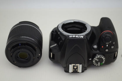 美品 Nikon ニコン D3400 ＋ AF-P DX 18-55mm VR レンズキット デジタル一眼レフカメラ 251027i
