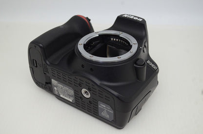 美品 Nikon ニコン D3400 ＋ AF-P DX 18-55mm VR レンズキット デジタル一眼レフカメラ 251027i