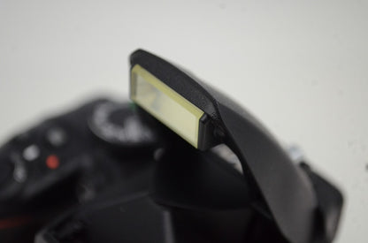 美品 Nikon ニコン D3400 ＋ AF-P DX 18-55mm VR レンズキット デジタル一眼レフカメラ 251027i