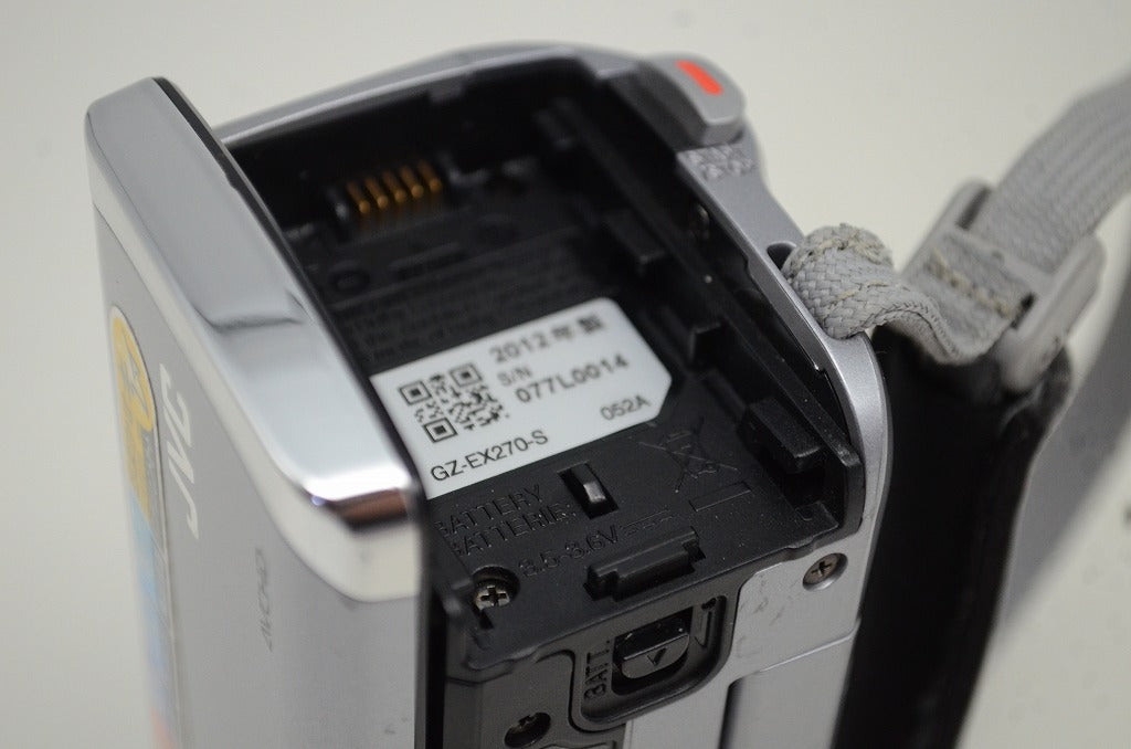 良品 JVC ケンウッド Everio GZ-EX270 デジタルビデオカメラ シルバー 元箱付 251023f