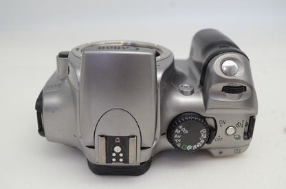 Canon キヤノン EOS Kiss Digital ボディ デジタル一眼レフカメラ 251029y