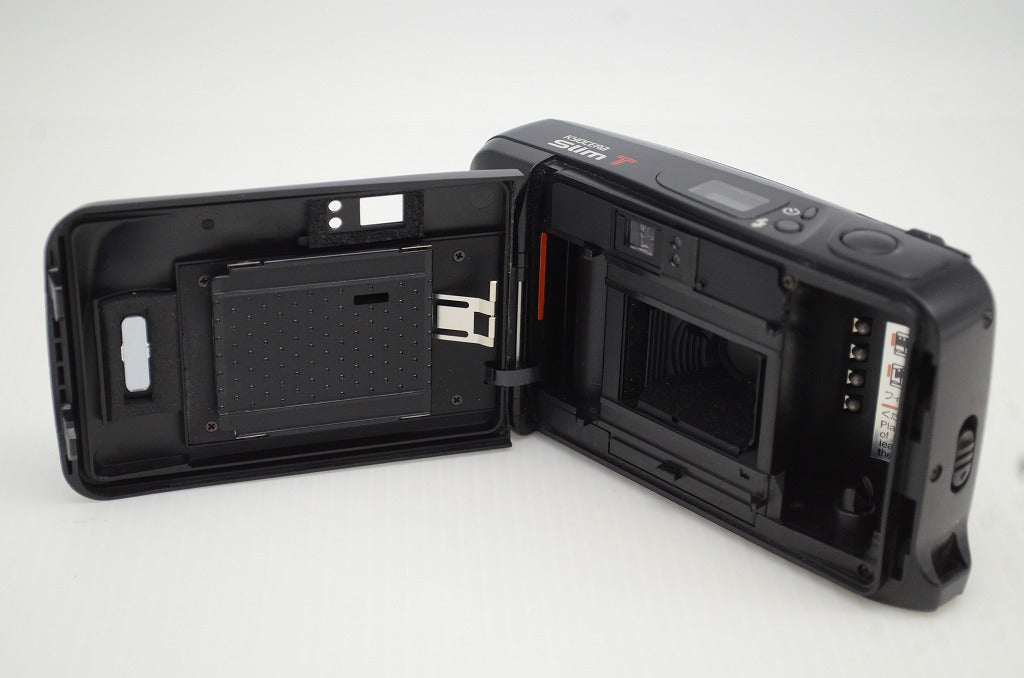 KYOCERA 京セラ Slim T (Carl Zeiss Tessar 35mm F3.5) 35mmコンパクトフィルムカメラ 251031v