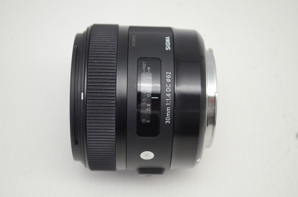 SIGMA シグマ Art 30mm F1.4 DC HSM Canon キヤノン EFマウント APS-C 単焦点レンズ フード付 251031o