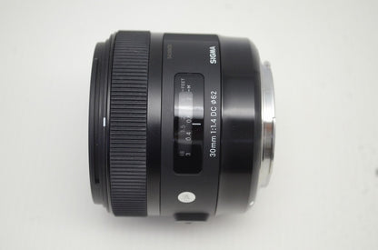 SIGMA シグマ Art 30mm F1.4 DC HSM Canon キヤノン EFマウント APS-C 単焦点レンズ フード付 251031o