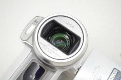 Panasonic パナソニック HDC-SD7 デジタルハイビジョンビデオカメラ ホワイト 元箱付 251022n