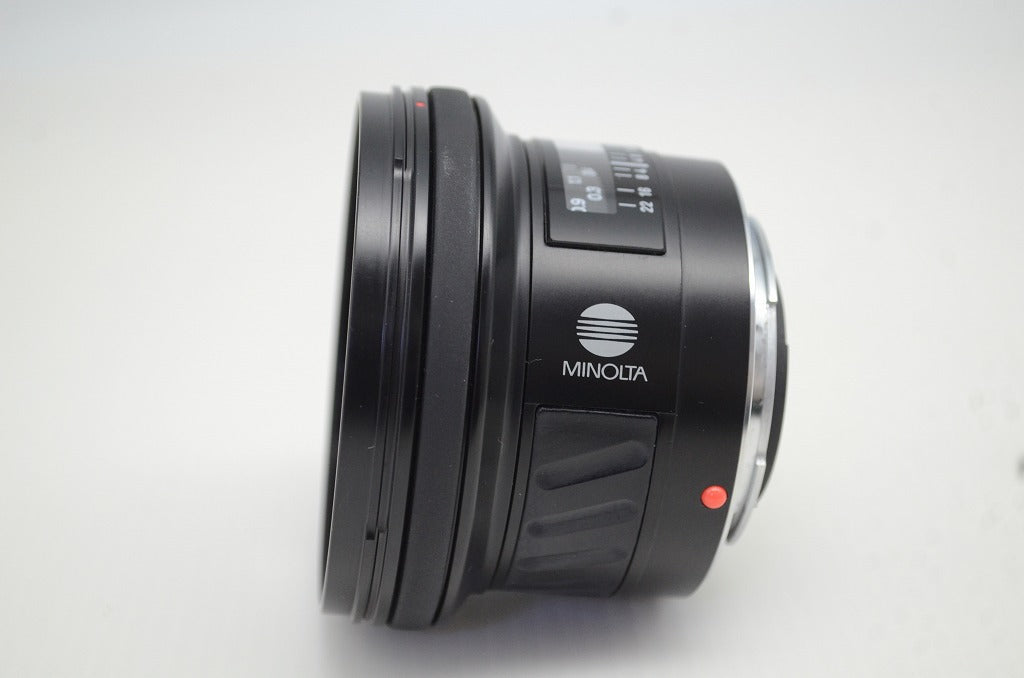 良品 MINOLTA ミノルタ AF 20mm F2.8 NEW SONY ソニー αマウント 単焦点レンズ フード付 251030r