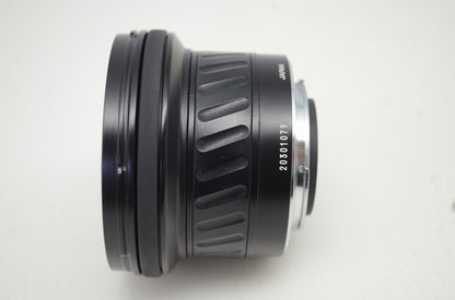良品 MINOLTA ミノルタ AF 20mm F2.8 NEW SONY ソニー αマウント 単焦点レンズ フード付 251030r