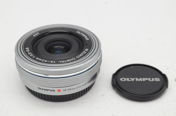 美品 OLYMPUS M.ZUIKO DIGITAL ED 14-42mm F3.5-5.6 EZ マイクロフォーサーズ シルバー 250714ma