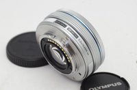 美品 OLYMPUS M.ZUIKO DIGITAL ED 14-42mm F3.5-5.6 EZ マイクロフォーサーズ シルバー 250714ma