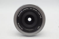 美品 OLYMPUS M.ZUIKO DIGITAL ED 14-42mm F3.5-5.6 EZ マイクロフォーサーズ シルバー 250714ma