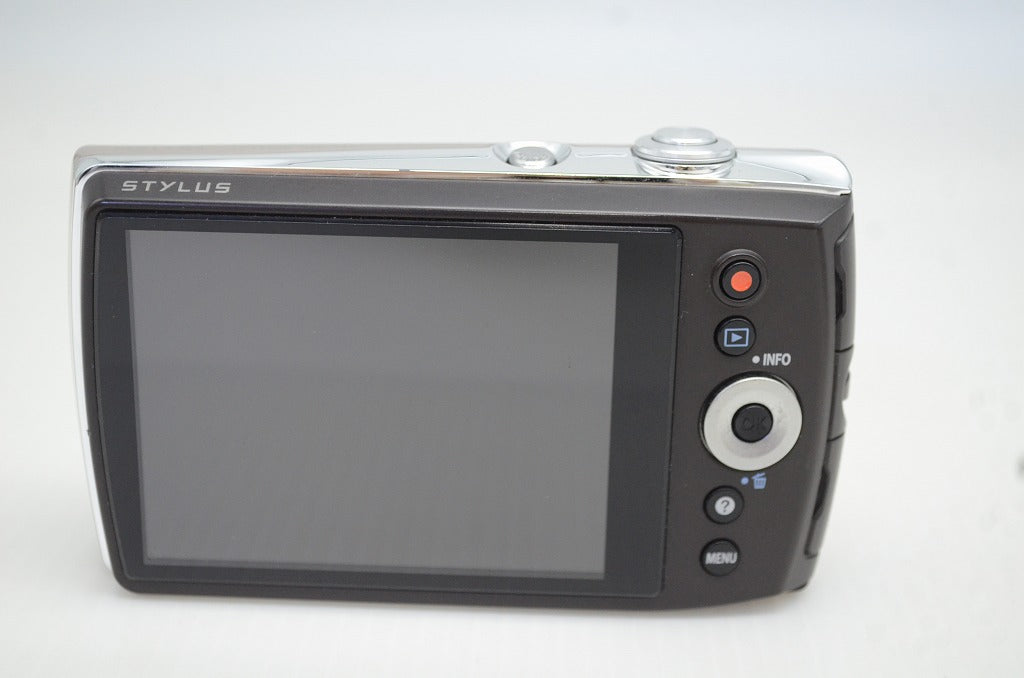 良品 OLYMPUS オリンパス STYLUS VH-515 コンパクトデジタルカメラ シルバー 251020c