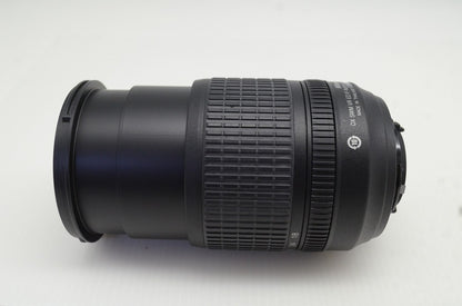 美品 Nikon ニコン AF-S DX NIKKOR 18-105mm F3.5-5.6G ED VR APS-C ズームレンズ フード付 251028h