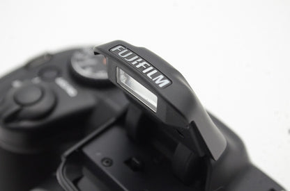 美品 FUJIFILM フジフィルム FinePix S8600 デジタルカメラ ブラック 元箱付 250728ak