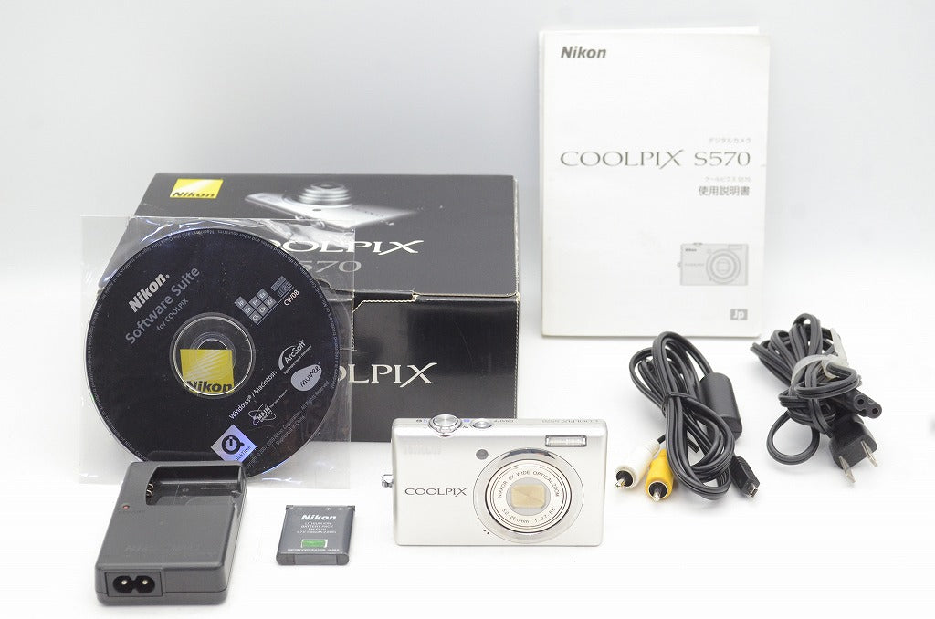 Nikon COOLPIX S570 シルバー　コンパクトデジタルカメラ 現状品 良品 Nikon ニコン COOLPIX S570 コンパクトデジタルカメラ