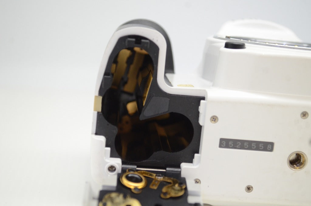 PENTAX ペンタックス K-x ボディ デジタル一眼レフカメラ 251031f