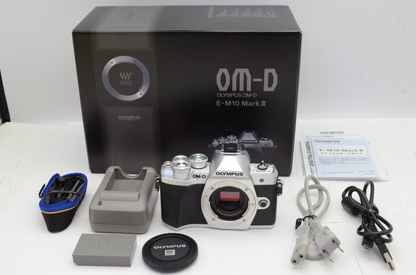 美品 OLYMPUS OM-D E-M10 Mark III ボディ ミラーレス一眼カメラ シルバー 元箱付 241216q