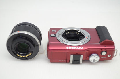 美品 OLYMPUS PEN Lite  E-PL1s ボディ + M.ZUIKO DIGITAL 14-42mm II レンズキット ミラーレス レッド 元箱付 251028m