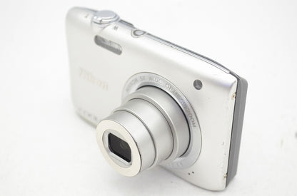 Nikon ニコン COOLPIX S2900 コンパクトデジタルカメラ シルバー 250817e