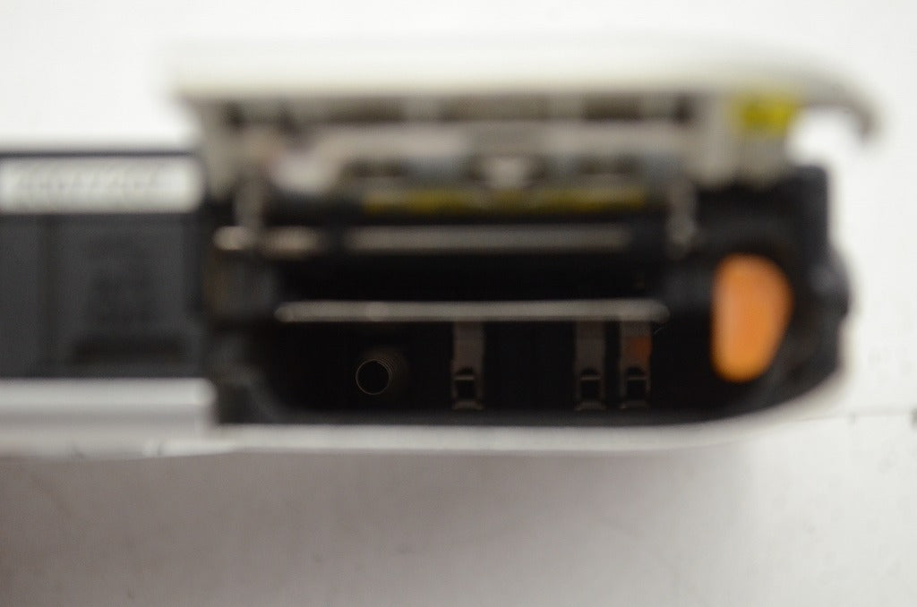 Nikon ニコン COOLPIX S2900 コンパクトデジタルカメラ シルバー 250817e