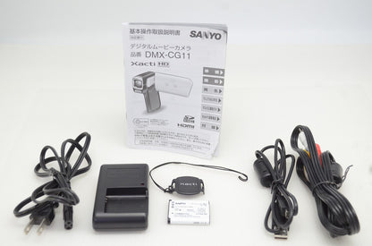 良品 SANYO サンヨー Xacti DMX-CG11 デジタルビデオカメラ ホワイト 251030h