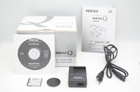 良品 PENTAX ペンタックス Q ボディ ミラーレス一眼カメラ ホワイト 元箱付 250820am