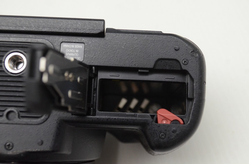 訳あり品 OLYMPUS オリンパス E-620 + ZUIKO DIGITAL 14-42mm 標準ズームレンズキット デジタル一眼レフカメラ 251101ab