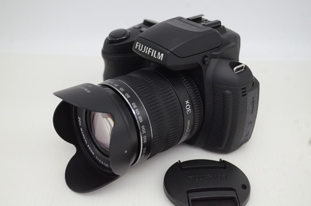 美品 FUJIFILM フジフィルム FinePix HS30EXR デジタルカメラ 251106a