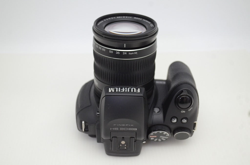 美品 FUJIFILM フジフィルム FinePix HS30EXR デジタルカメラ 251106a