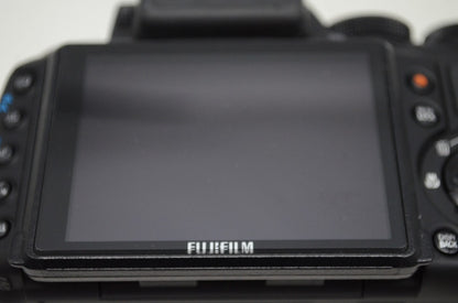 美品 FUJIFILM フジフィルム FinePix HS30EXR デジタルカメラ 251106a
