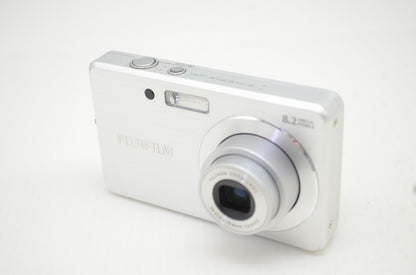 FUJIFILM フジフィルム FinePix J10 コンパクトデジタルカメラ シルバー 元箱付 251101b