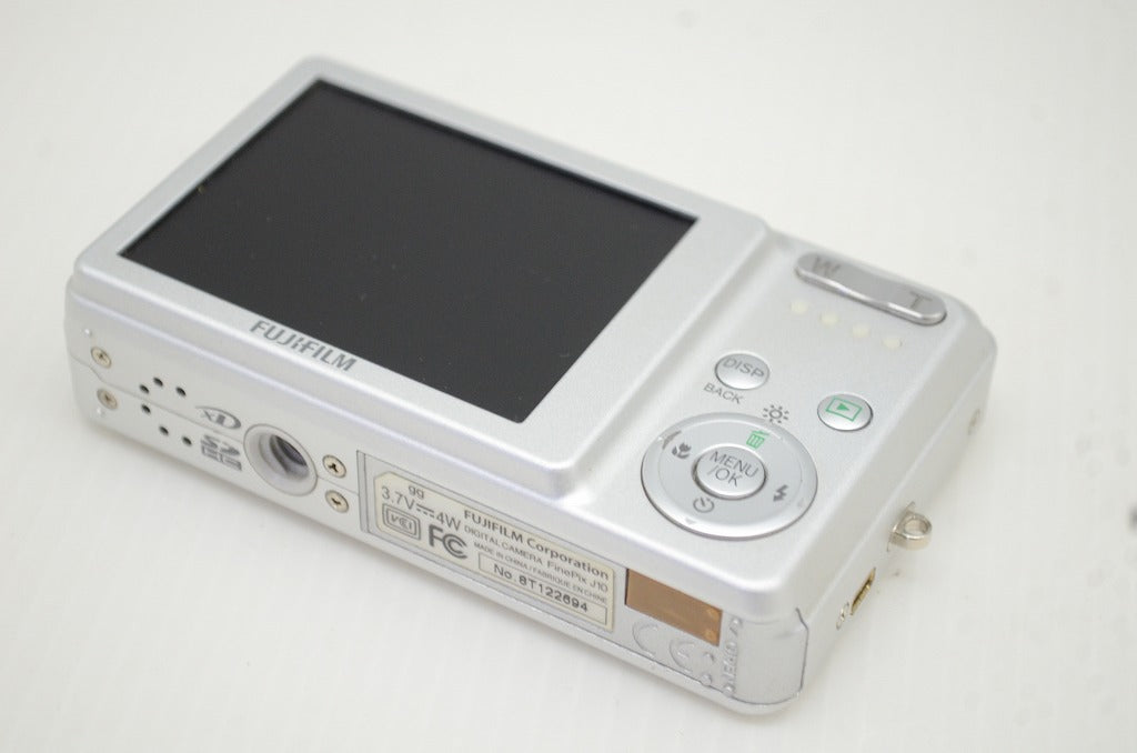 FUJIFILM フジフィルム FinePix J10 コンパクトデジタルカメラ シルバー 元箱付 251101b