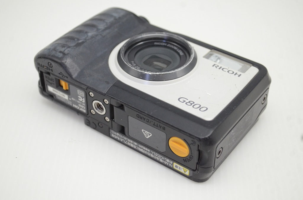 RICOH リコー G800 1600万画素 コンパクトデジタルカメラ ホワイト 251104m