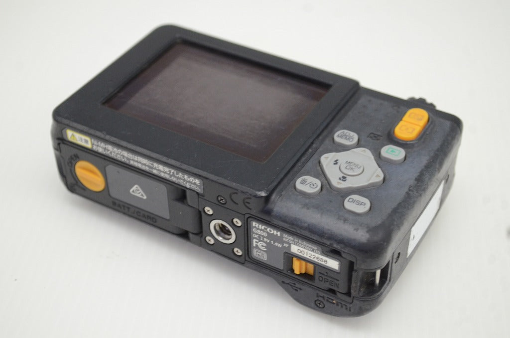 RICOH リコー G800 1600万画素 コンパクトデジタルカメラ ホワイト 251104m