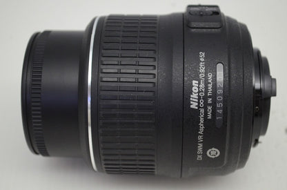 美品 Nikon ニコン AF-S DX NIKKOR 18-55mm F3.5-5.6G VR APS-C ズームレンズ 251104s