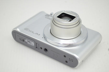 良品 CASIO カシオ EXILIM EX-ZS180 コンパクトデジタルカメラ シルバー 元箱付 251104b