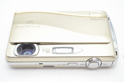 良品 FUJIFILM フジフィルム FinePix Z800EXR コンパクトデジタルカメラ ゴールド 250825a