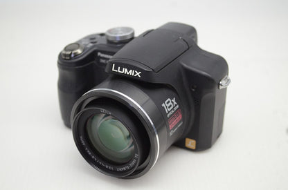 良品 Panasonic  パナソニック LUMIX DMC-FZ28 デジタルカメラ ブラック 元箱付 251104i
