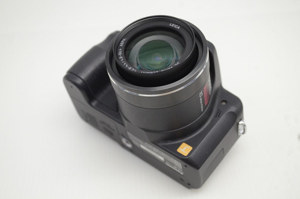 良品 Panasonic  パナソニック LUMIX DMC-FZ28 デジタルカメラ ブラック 元箱付 251104i