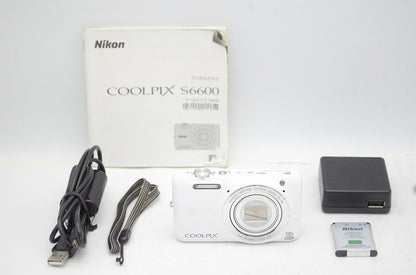 美品 Nikon ニコン COOLPIX S6600 コンパクトデジタルカメラ ナチュラルホワイト 250827a