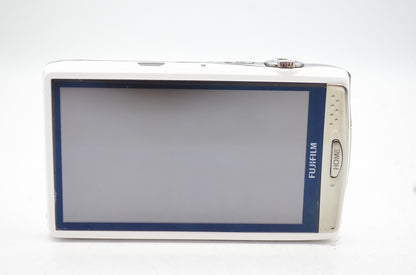 良品 FUJIFILM フジフィルム FinePix Z950EXR コンパクトデジタルカメラ ホワイト 250815d