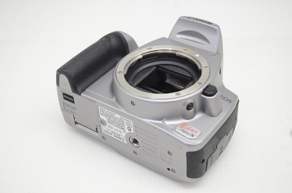 フィルムカメラ Canon EOSkiss Canon キヤノン EOS Kiss Digital N ボディ デジタル一眼レフカメラ