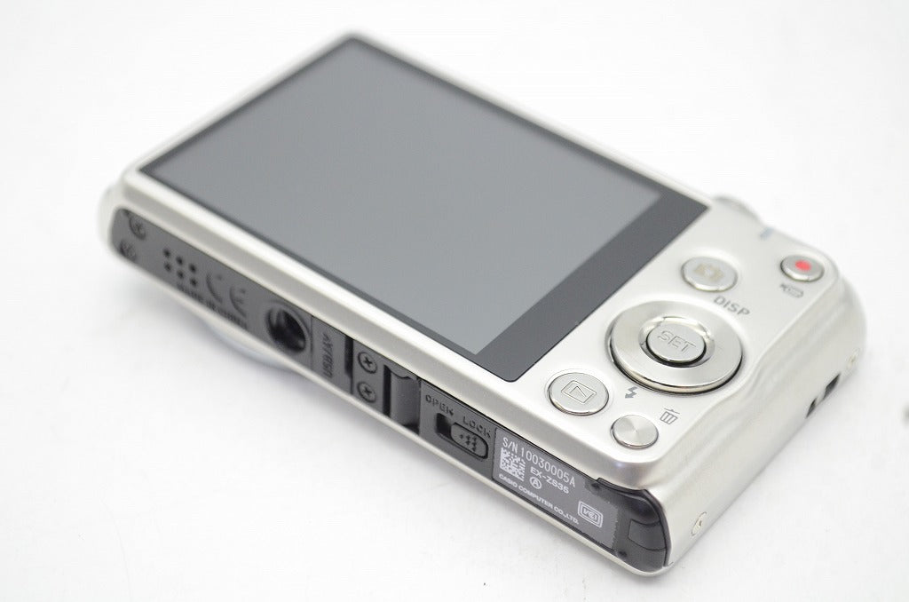 美品 CASIO カシオ EXILIM EX-ZS35 コンパクトデジタルカメラ シルバー 元箱付 250902e