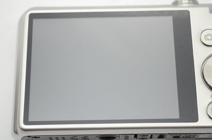 美品 CASIO カシオ EXILIM EX-ZS35 コンパクトデジタルカメラ シルバー 元箱付 250902e