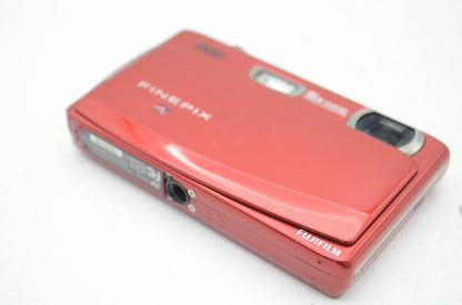 美品 FUJIFILM フジフィルム FinePix Z900EXR コンパクトデジタルカメラ レッド 元箱付 250902f