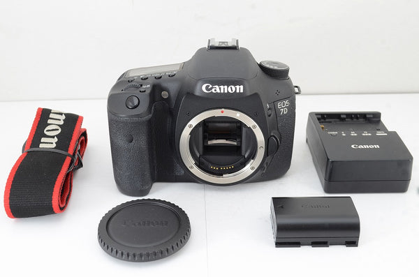 Canon キヤノン EOS 7D ボディ デジタル一眼レフカメラ 240115g