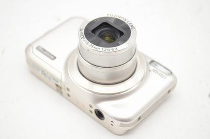 美品 FUJIFILM フジフィルム FinePix JX400 コンパクトデジタルカメラ ゴールド 元箱付 250902a