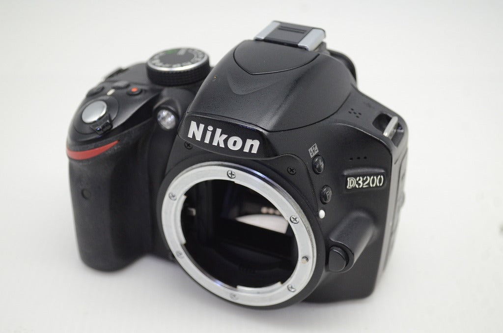 Nikon ニコン D3200 ボディ デジタル一眼レフカメラ 251110p