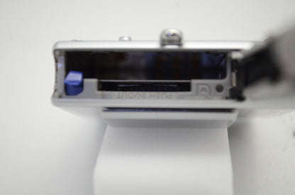 SONY ソニー Cyber-Shot DSC-T10 コンパクトデジタルカメラ シルバー 250903f