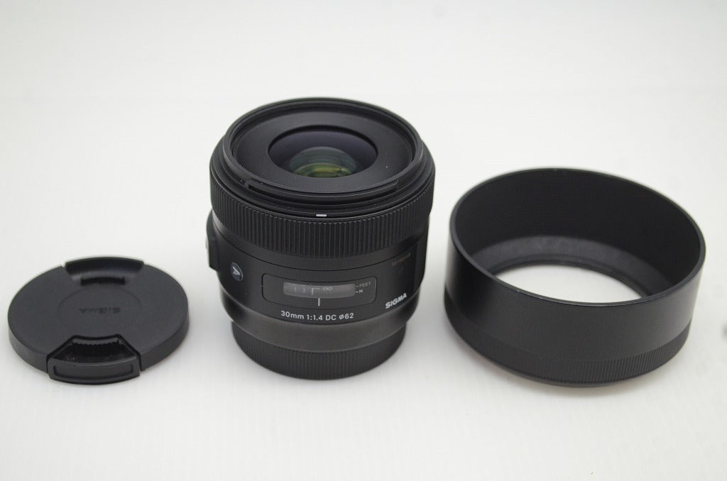 良品 SIGMA シグマ Art 30mm F1.4 DC HSM Canon キヤノン EFマウント APS-C 単焦点レンズ フード付 251109c