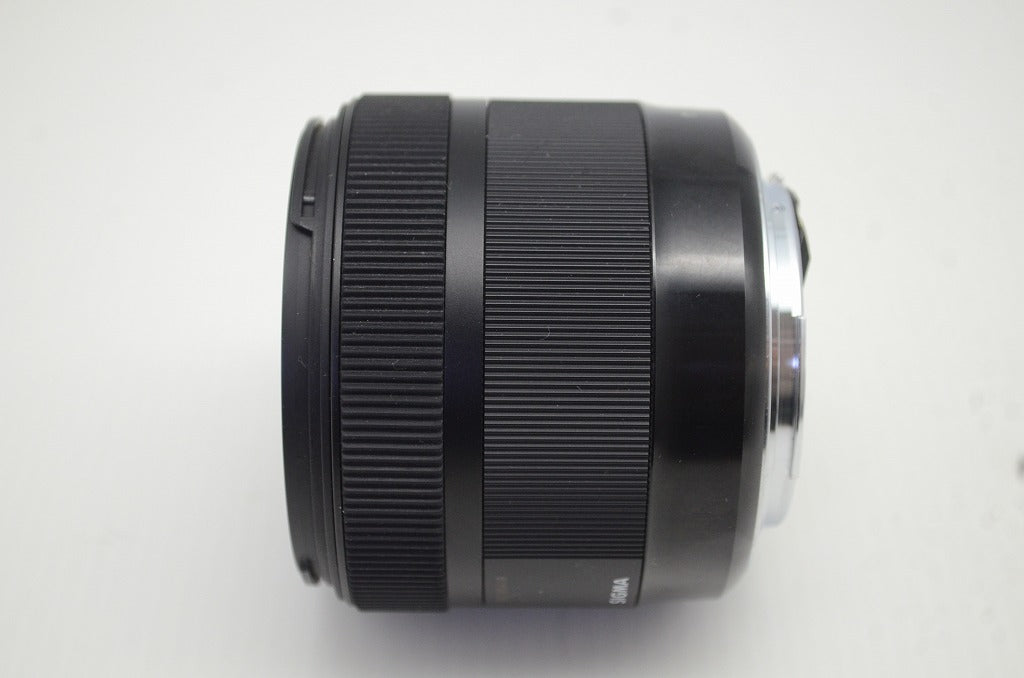 良品 SIGMA シグマ Art 30mm F1.4 DC HSM Canon キヤノン EFマウント APS-C 単焦点レンズ フード付 251109c